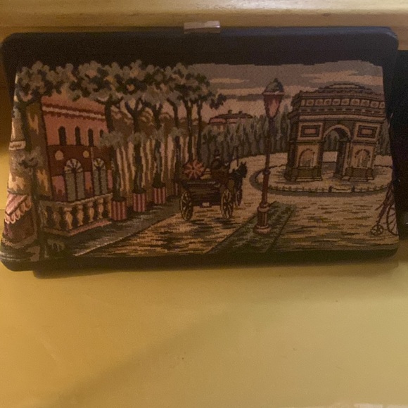 Small tapestry vintage purse clutch with attached change purse. - Picture 3 of 8